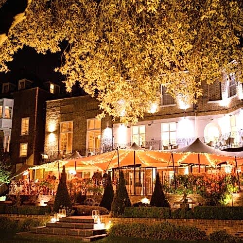 External picture of outdoor wedding venue